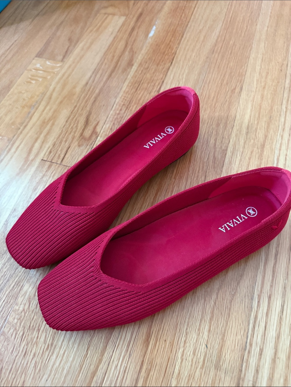 VIVAIA Margot Square-Toe V-Cut Flats Red EU 39 Sustainable Knit Ballet Shoes